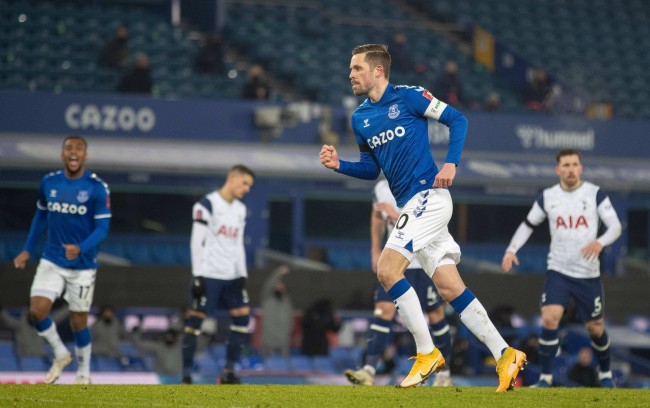 华之行将促 华之行将促